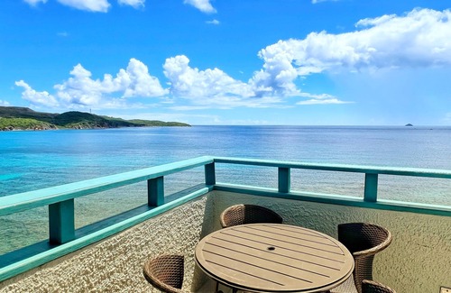 Bolongo Bay Copropriété | Generator! 4BR remodeled, w/BEACH and 3 POOLS!