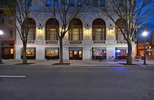 Williamsport Hôtel | Genetti Hotel, SureStay Collection by Best Western