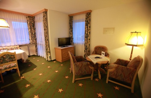 Imst Appartement | Genießen Sie die Freiheit der Ferienwohnung Gepaart mit dem Komfort vom 4-hotel
