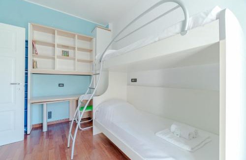 Quinto al Mare Appartement | Genova bright apartment near the beach