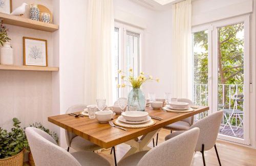 Ensanche Centro Appartement | Genteel Home Teatro Soho