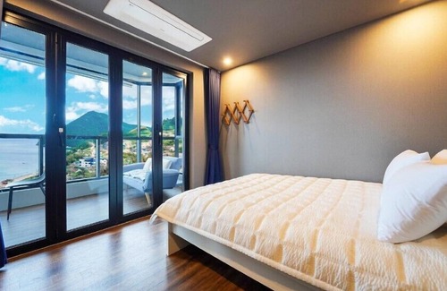 Sibang-ri Maison | Geoje Beans Pension