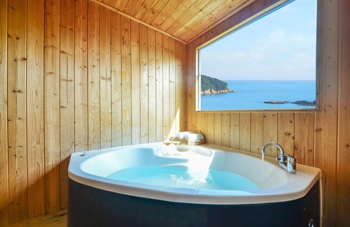 Irun-myeon Maison | Geoje Purenneoul Pension