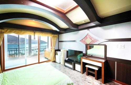 Irun-myeon Maison | Geojedo Gujorabau Pension