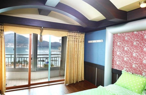 Irun-myeon Maison | Geojedo Gujorabau Pension