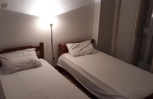 Keratsini-Drapetsona Appartement | George's Apartment near the port of Piraeus