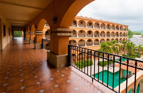 Crucecita Copropriété | Georgeous Condo in the Heart of Huatulco