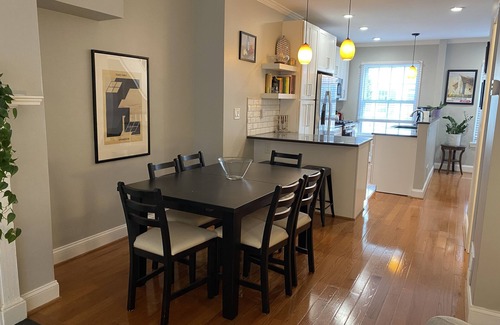 Georgetown Maison | Georgetown Awesome Townhome 3BR 3.5BA