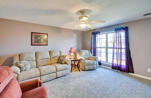Georgetown Maison | Georgetown Home about 6 Mi to Kentucky Horse Park!