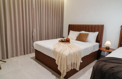 George Town Maison | Georgetown Modern Brown-Colored KTV 5BR 18pax H