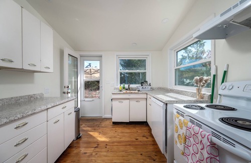 Broadkill Beach Maison | Georgia Avenue - bay block in Broadkill Beach!