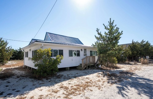 Broadkill Beach Maison | Georgia Avenue - bay block in Broadkill Beach!