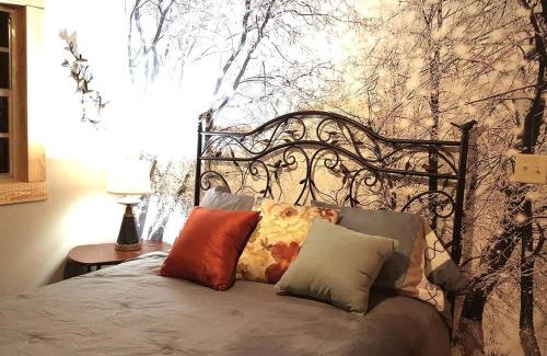 Claxton Maison | Georgia's Coziest Riverside Retreat: Cabin Adventure in Claxton