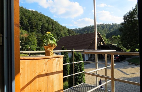 Bad Wildungen Maison | Geräumiges Ferienhaus im Kellerwal mit Terrasse