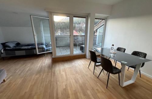 Imst Appartement | Geräumiges sonniges Apartment mit Bergblick