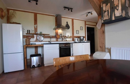 Neu Bartelshagen Appartement | Geraeumige Ferienwohnung Im Heumond in Buschhagen