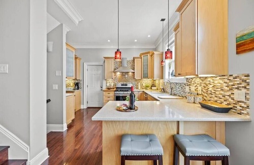Merion Village Maison | German Village Large & Luxurious