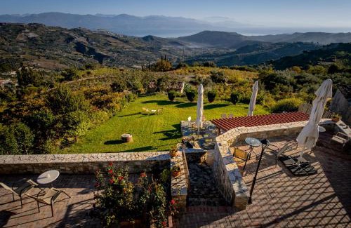 Lakka Hôtel | Gerofotis Traditional Guesthouse est 1892 - Close to Aigio, Akoli, Selianitika
