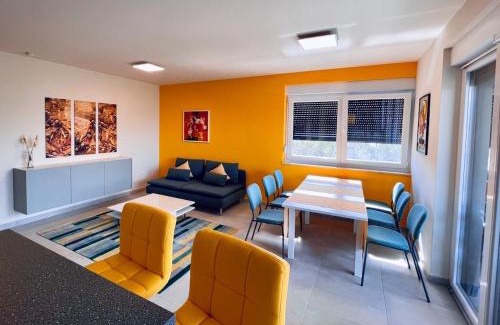 Maslenica Appartement | Geschmacksvolle Ferienwohnung mit Pool nur 60 m vom Strand für bis 5 Personen