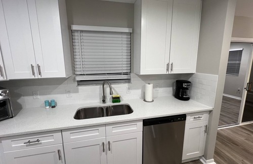 Lady Lake Maison | Get Cozy in this newly renovated home by The Villages!