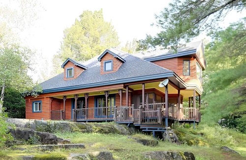 Mille-Isles Cabine | Get lost in Mille-Isles Cozy rustic chalet Lost in the nature