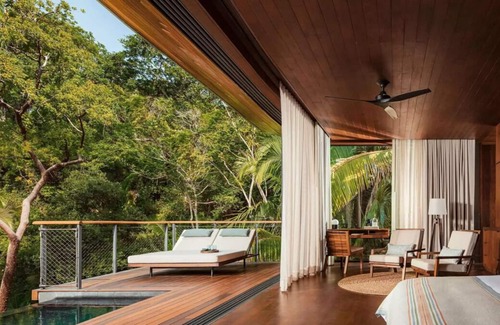 Lo de Marcos Maison | Get Ready for a Blissful Getaway! Outdoor Pools, Beachfront, Free Breakfast!