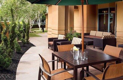 Pleasant Hill Hôtel | Get Ready for Blissful Getaway! 4 Affordable Units, Near Calypso Cabanas