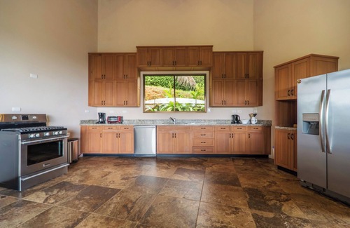 Cascada Azul Maison | Getaway Charming 2-bedroom house secluded with Ocean Breeze