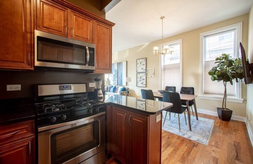 Lower West Side Appartement | Getaway in the Heart of Pilsen Chicago