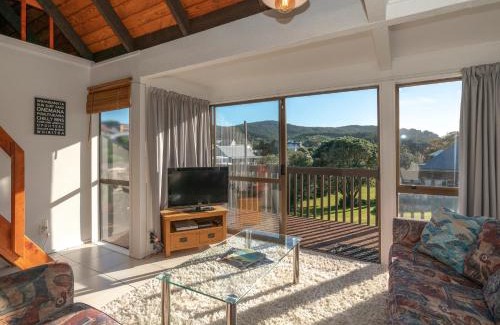 Onemana Maison | Getaway - Onemana Holiday Chalet