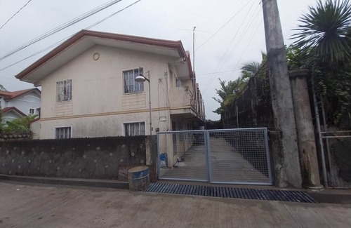 Balanga Appartement | Getaway Staycation With Clean Bathroom and Netflix to Chill