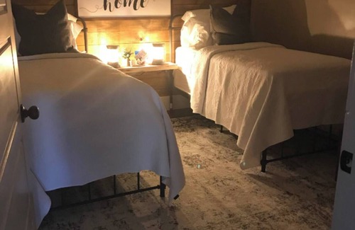 Canton Maison | GETAWAY!Suite 5@ElKen!$Massage,Breakfast,Relax,Renew