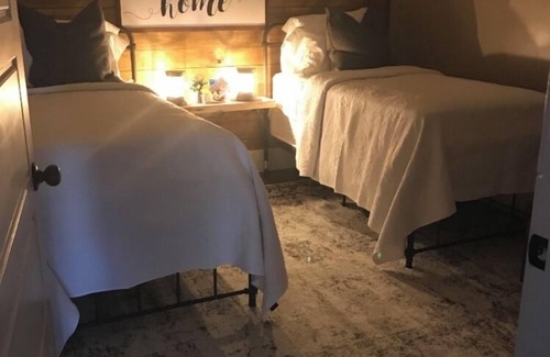 Canton Maison | GETAWAY!Suite 5@ElKen!$Massage,Breakfast,Relax,Renew