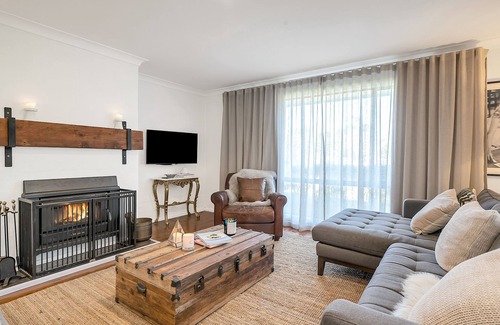 Robertson Maison | Getawayz NSW - The Robbo House. Classic Southern Highlands Charm in the Heart of Robertson