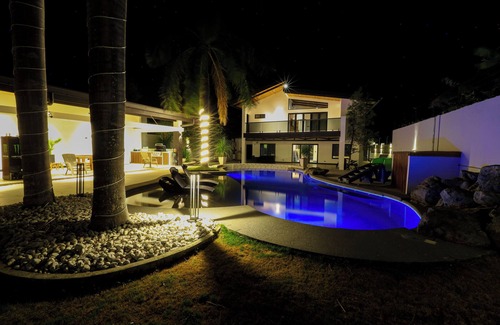 Liberia Maison | Gey Tropical House