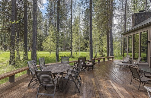 Black Butte Ranch Maison | GH # 115 Récemment rénové avec un décor incroyable et mis à jour sur le 18e fairway.