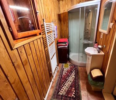 Faget Maison | Ghimes Panorama