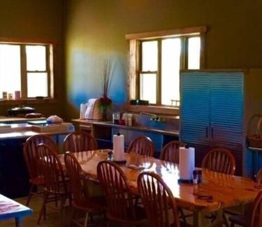 Chandlerville Maison | Ghost Hollow Lodge