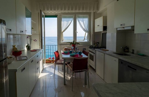 Cinque Terre Appartement | Giaella Sea View Apartment