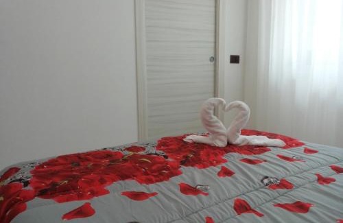 Casa Santa Appartement | GIARDINO FIORITO 2 WI-FI BICI Free