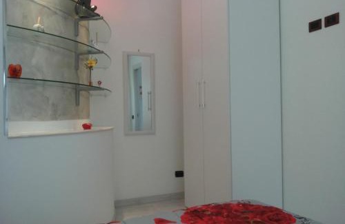 Casa Santa Appartement | GIARDINO FIORITO 2 WI-FI BICI Free