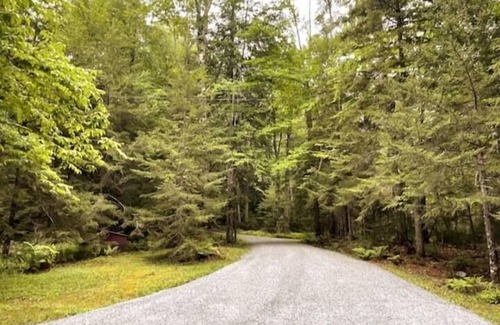 Eagle Bay Maison | Gibbs Cottage on Big Moose Lake