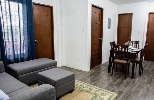 Imus Appartement | Gibbz Apartelle (Unit 204)