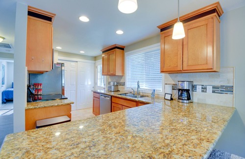 Gig Harbor Maison | Gig Harbor Vacation Rental Home: 1 Mi to Uptown!