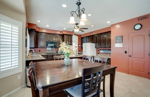 Finley Farms Maison | Gilbert Family Estate⁓Game Room⁓Playground⁓BBQ