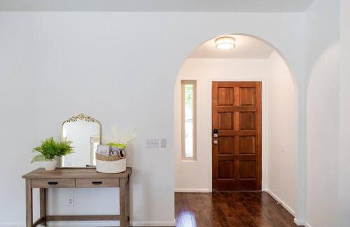 Spring Meadows Maison | Gilbert Getaway - pool+games+pool table