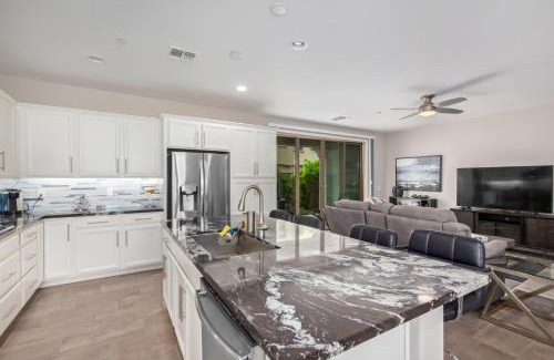 Gilbert Maison | Gilbert Haven: A Family Delight in Enchanting Community