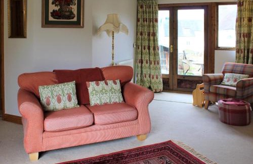 Ebrington Maison | Gilberts - E4752