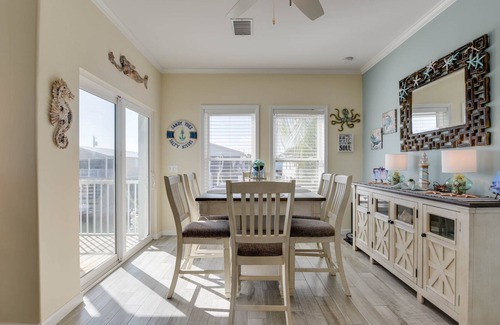 Cutthroat Harbor Estates Maison | Ginger's Paradise, 3 Bed, 2 Bath Canal Front Home in Cudjoe Key