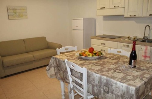 Racale Appartement | Girasole, Bomboniera nel Centro di Racale